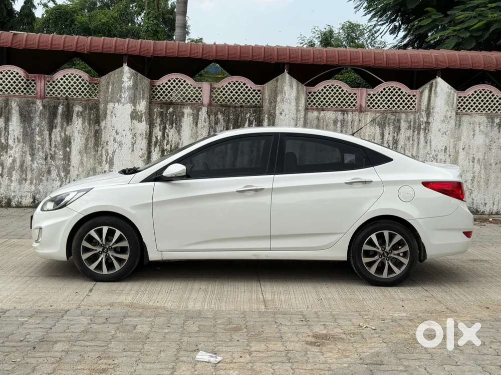 Hyundai Verna Fluidic 1.6 Vtvt Sx, 2014, Petrol