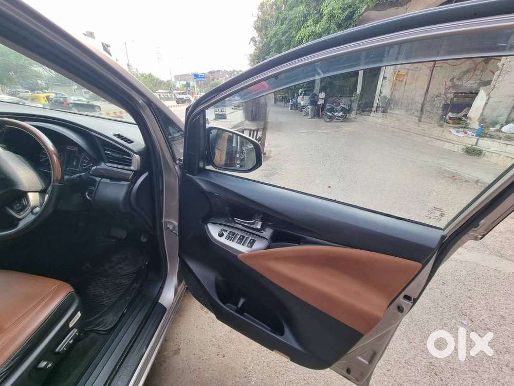 Innova Crysta Car For Sale, In Very Good Condition.