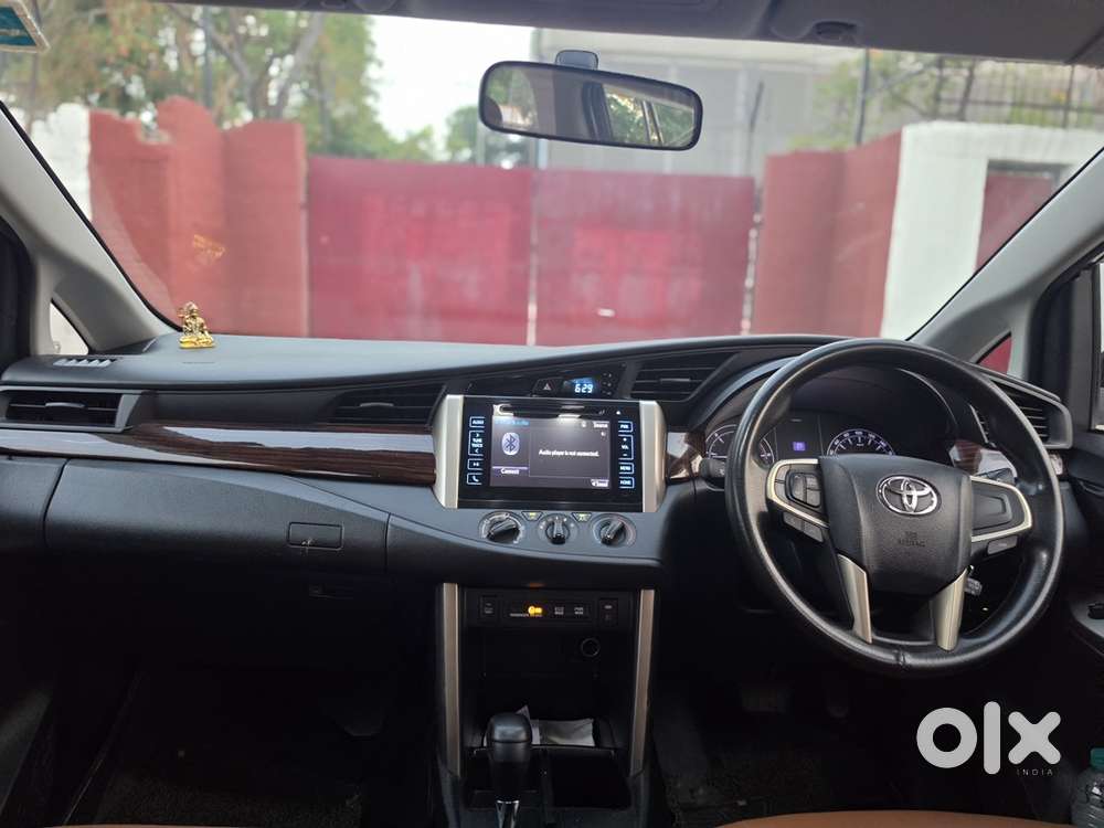 Toyota Innova Crysta 2019