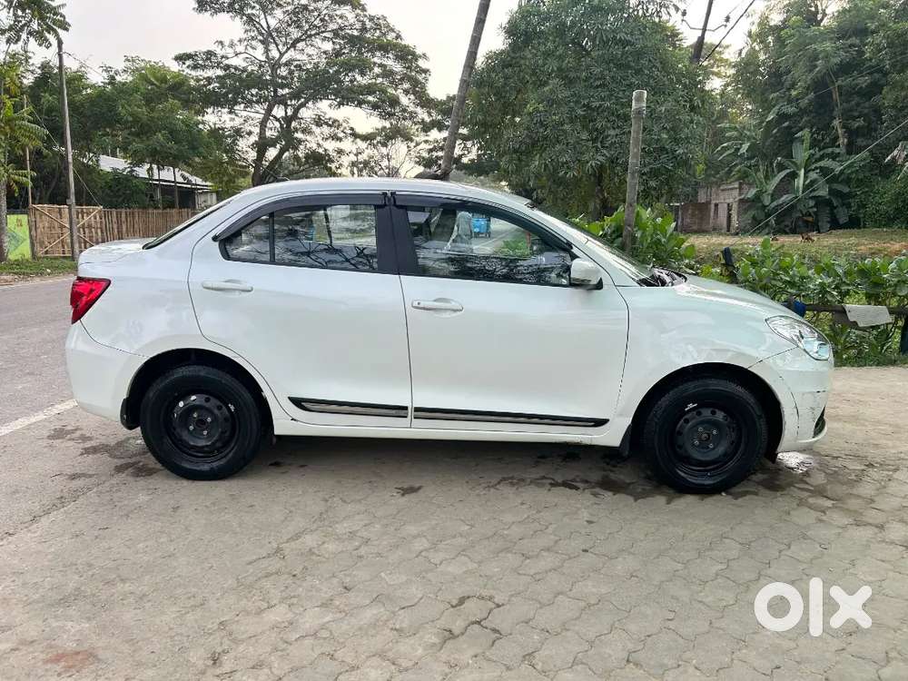 Maruti Suzuki Dzire 1.2 Vxi 2021