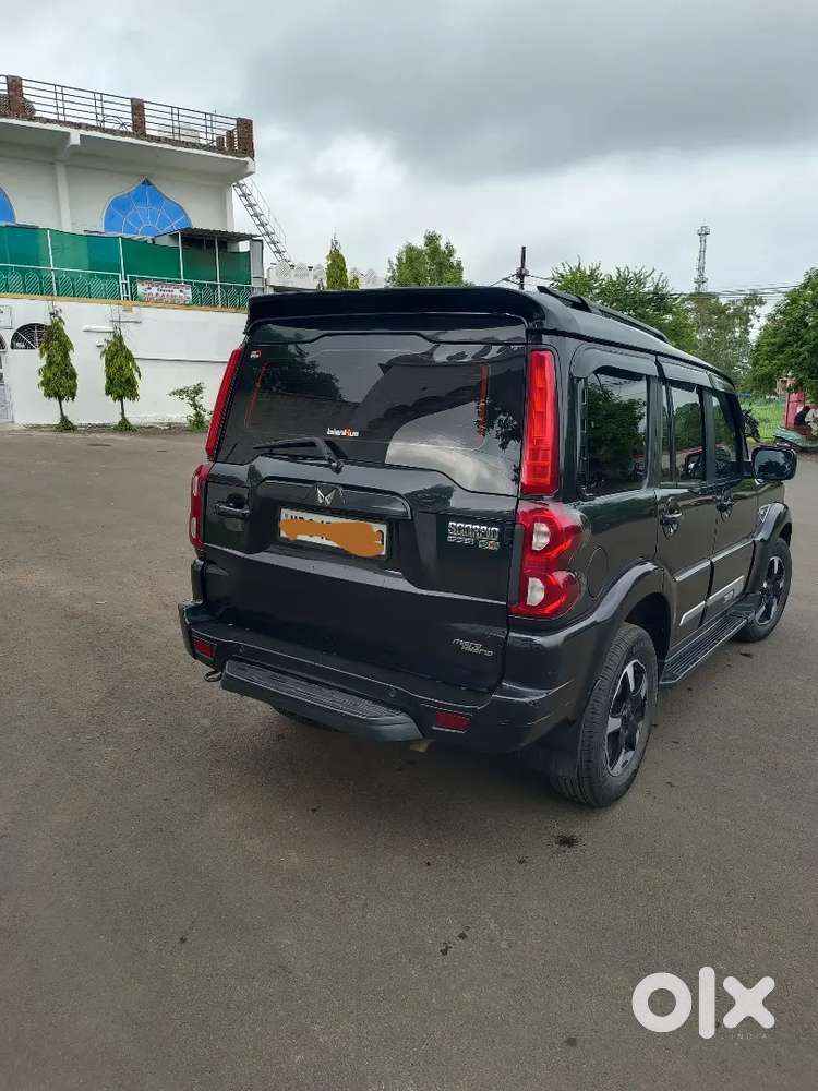Mahindra Scorpio Classic 2023 Diesel Automatic
