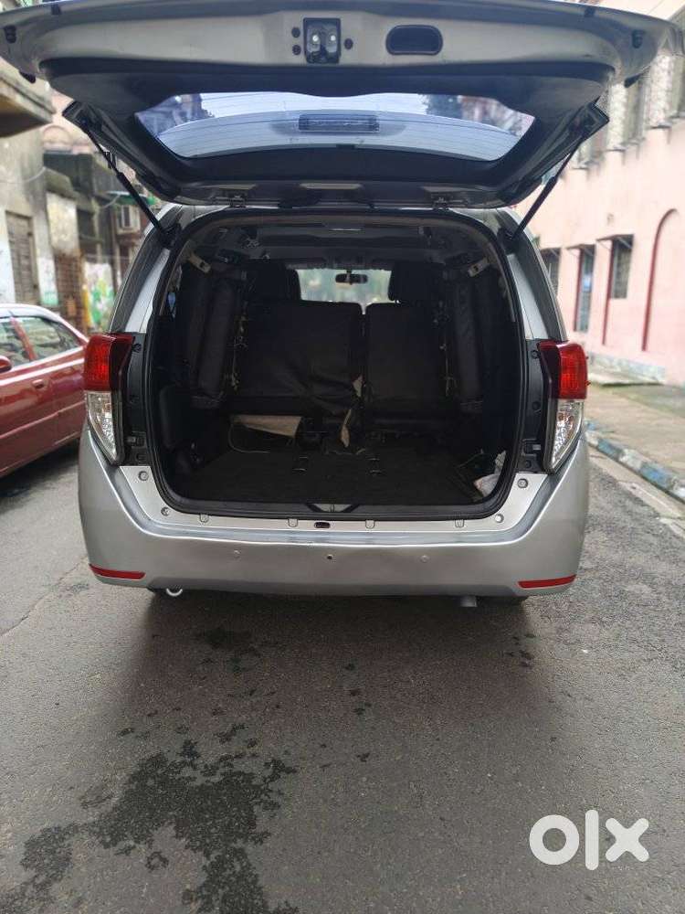 Toyota Innova Crysta 2.4 G Mt 8s, 2017, Diesel