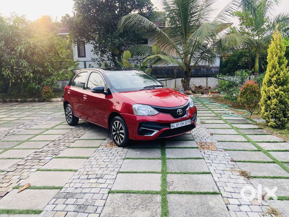 Toyota Etios Liva Vd Dual Tone, 2018, Petrol