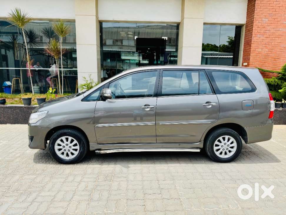 Toyota Innova 2.5 Vx 8 Str, 2012, Diesel