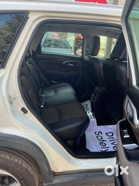 Toyota Urban Cruiser Hyryder 1.5 V Hybrid, 2024, Petrol