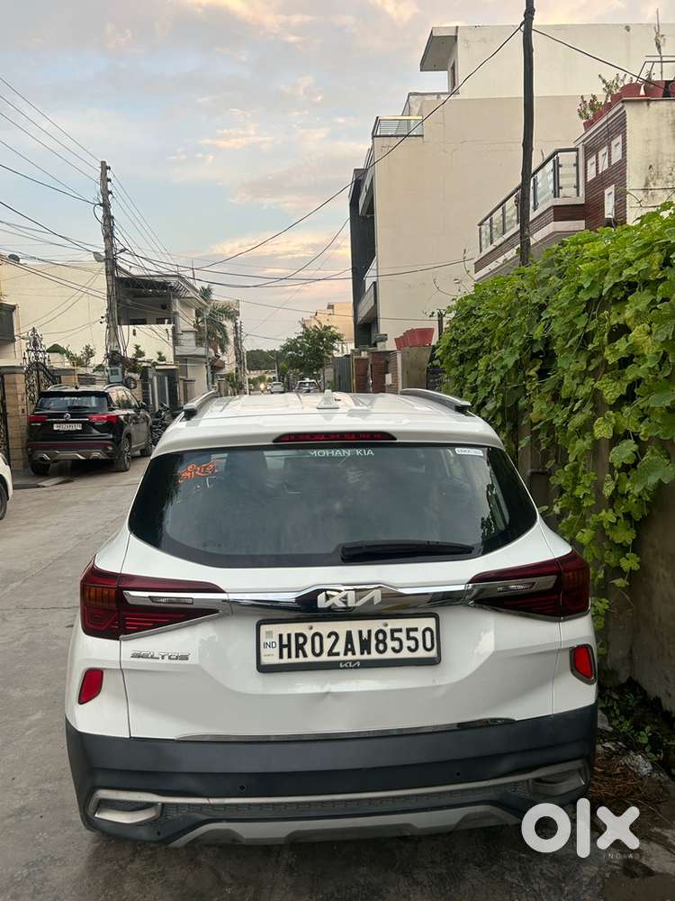 Kia Seltos 2022 Petrol Second Top Model