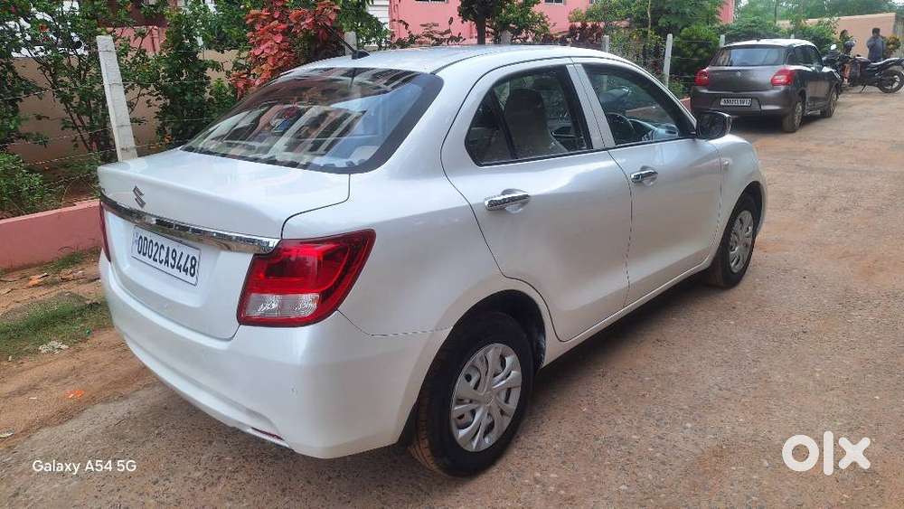 Maruti Suzuki Swift Dzire 1.3 Lxi, 2022, Petrol