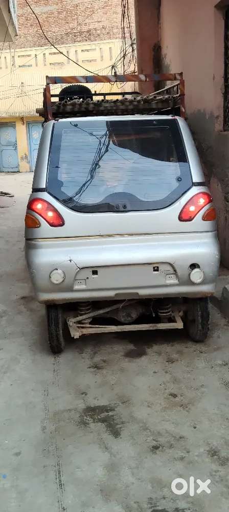 Mahindra Classe Revai 2000 Model