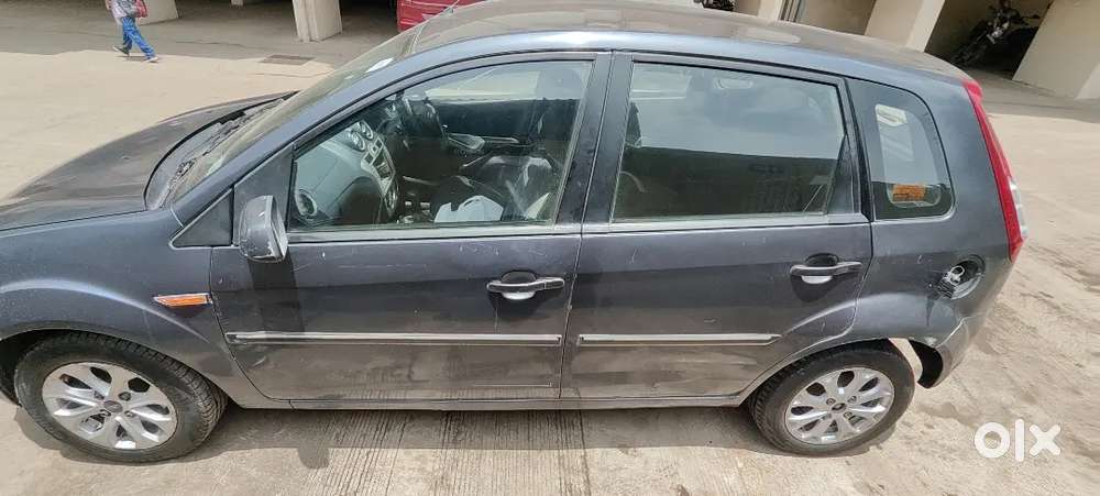 Ford Figo 1.4 Titanium Diesel 2012
