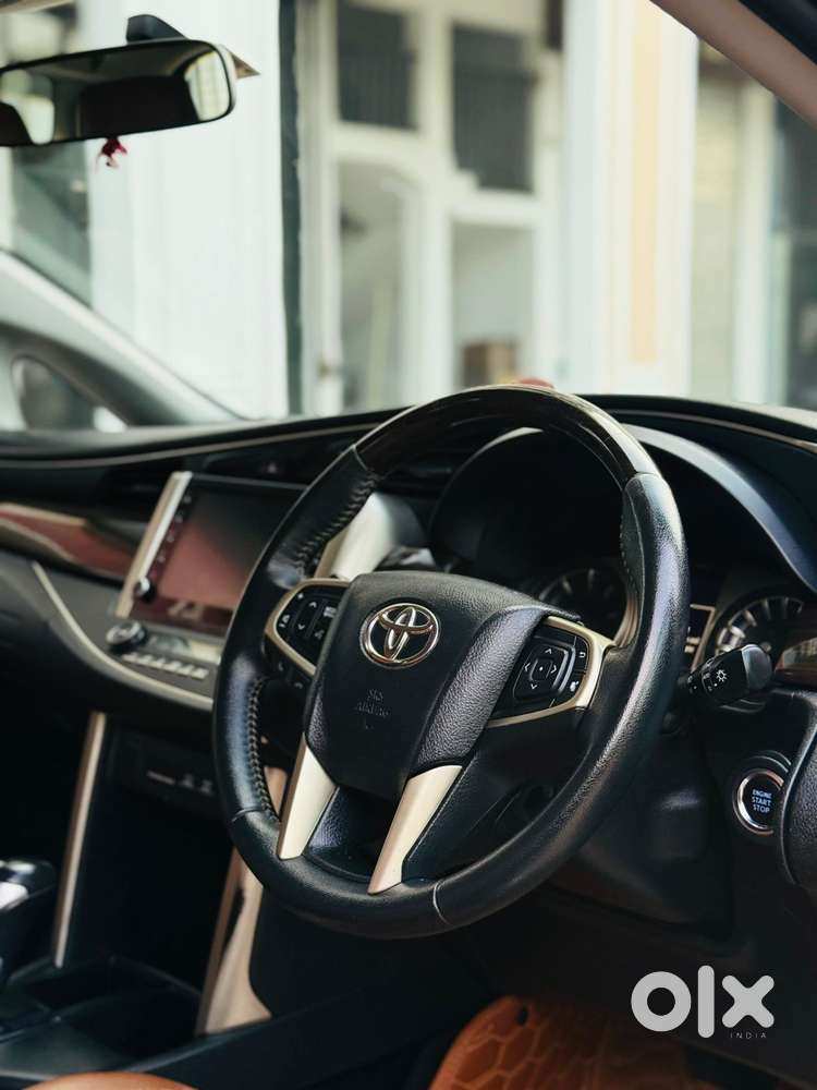 Toyota Innova Crysta [2020-ongoing] 2.4 Zx 7 Str, 2021, Diesel