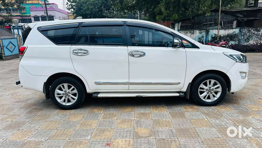 Toyota Innova Crysta 2.4 G Mt, 2019, Diesel