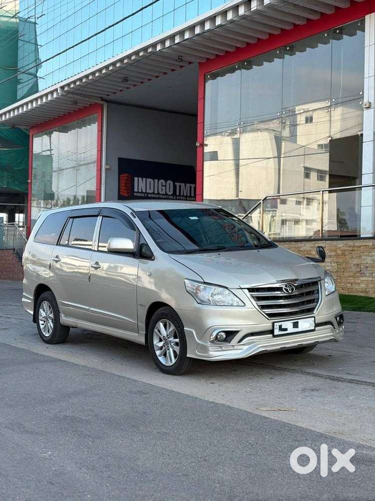 Toyota Innova 2.5 G (diesel) 7 Seater, 2015, Diesel
