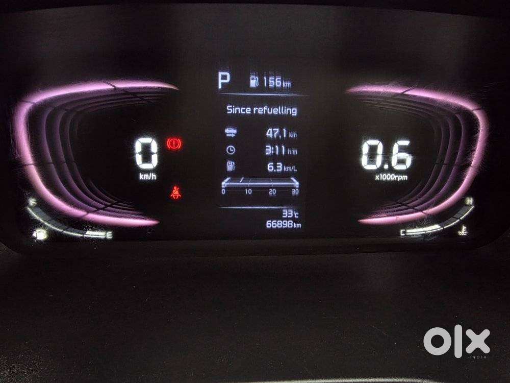 Kia Carens 1.4 Prestige Plus Turbo Dct 7 Str, 2023, Petrol