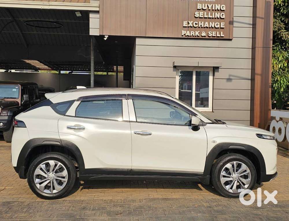 Maruti Suzuki Fronx Sigma 1.2 Mt, 2024, Petrol