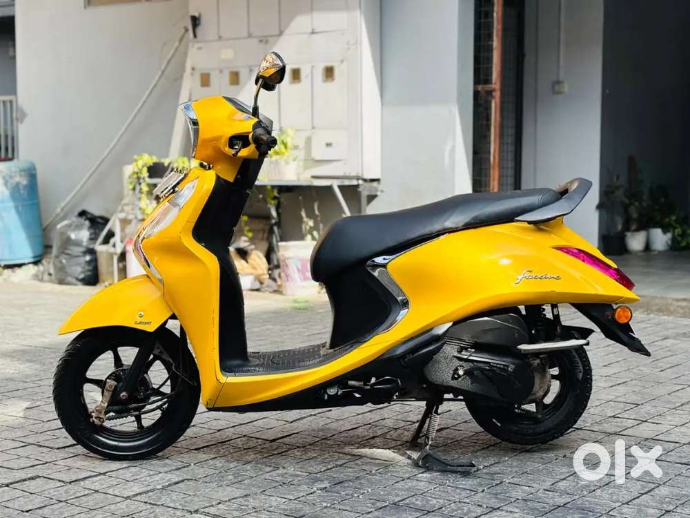 Fascino Yellow Scooter Price Yamaha Fascino 125 Price Mileage