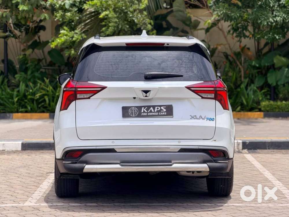 Mahindra Xuv700 2.0 Ax 5 Petrol At Str, 2022, Petrol