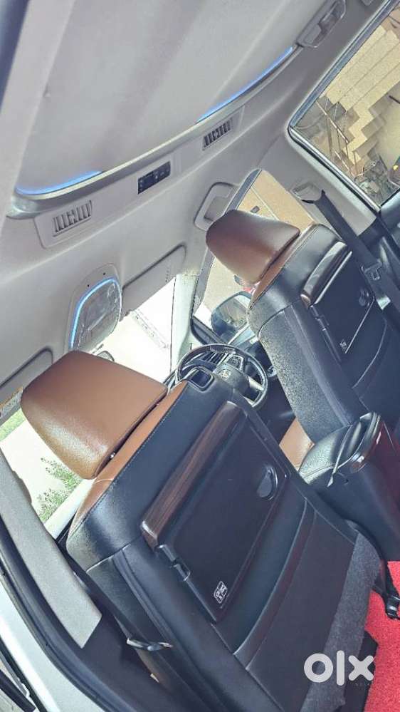 Toyota Innova Crysta 2.8z Automatic, 2021, Diesel