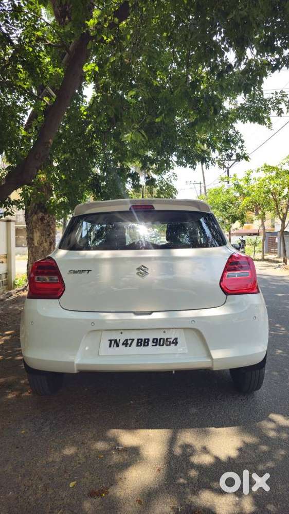 Maruti Suzuki Swift Vxi + Manual, 2023, Petrol