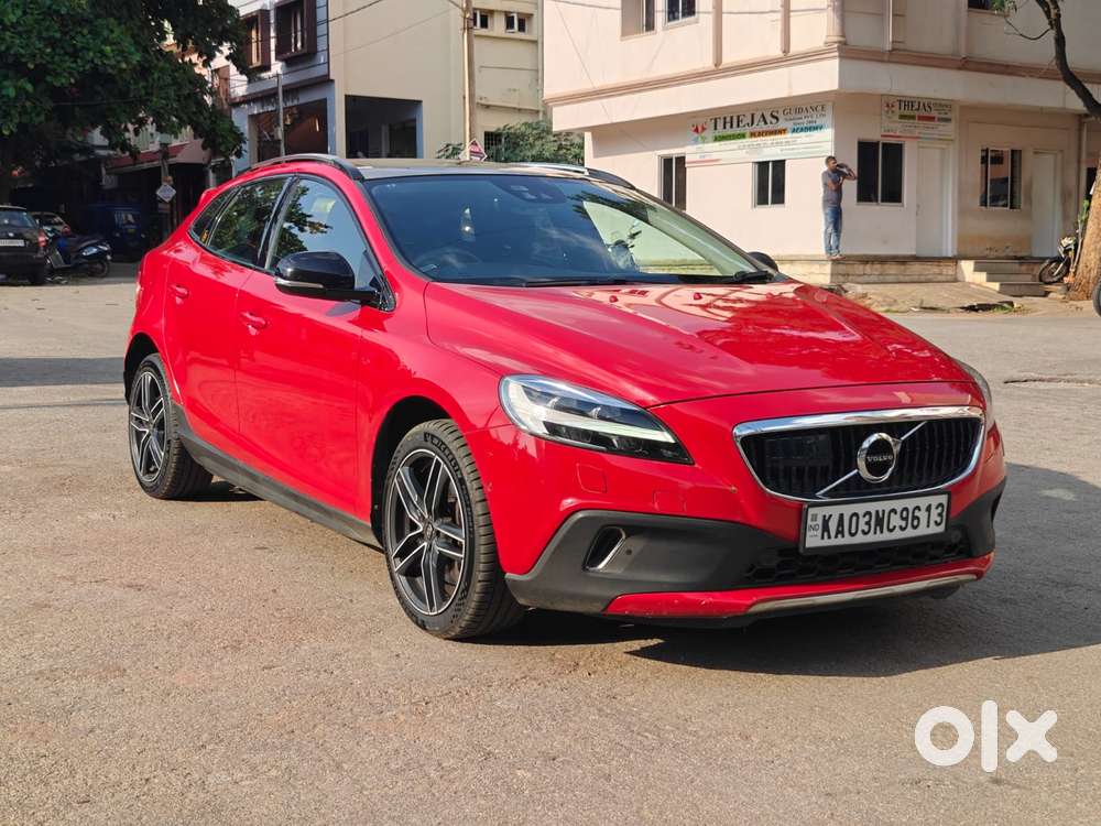 Volvo V40 Cross Country D3, 2018, Diesel