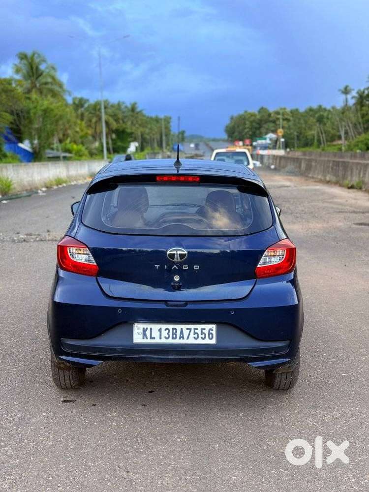 Tata Tiago 1.2 Revotron Xta, 2025, Petrol