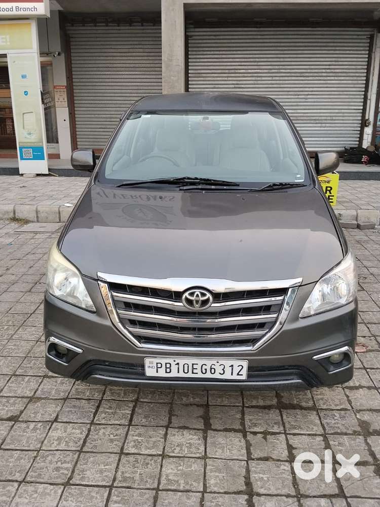 Toyota Innova 2.5 G (diesel) 7 Seater, 2013