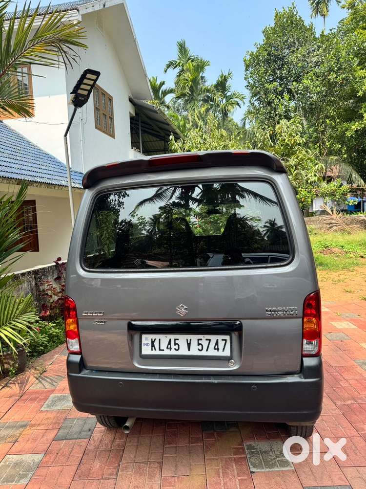 Maruti Suzuki Eeco 2022 Cng & Hybrids Well Maintained