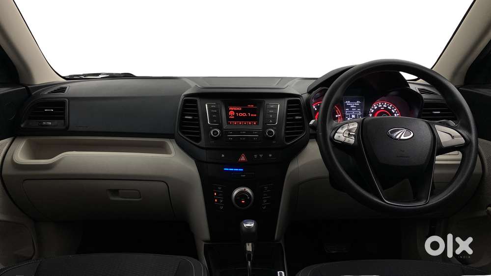 Mahindra Xuv300 W6 Amt Diesel, 2022, Diesel