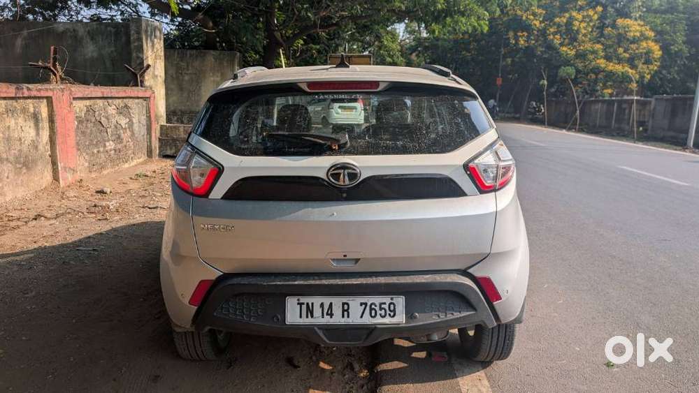 Tata Nexon 1.2 Revotron Xza Plus, 2018, Petrol