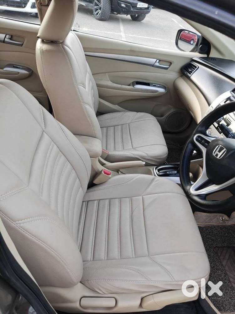 Honda City 2011-2013 V At Exclusive, 2010, Petrol