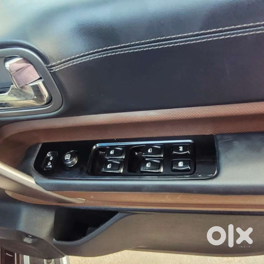 Mahindra Thar Roxx Ax7 L Diesel At 4wd, 2025, Diesel