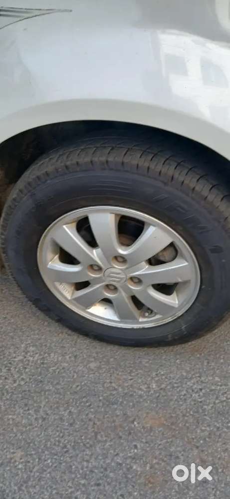 Maruti Suzuki Ritz Zxi Petrol Topend