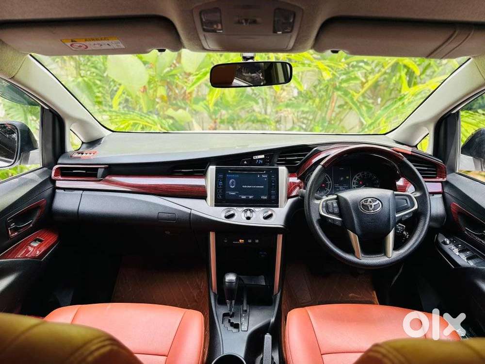 Toyota Innova Crysta 2.8 Gx At 8s, 2018, Diesel
