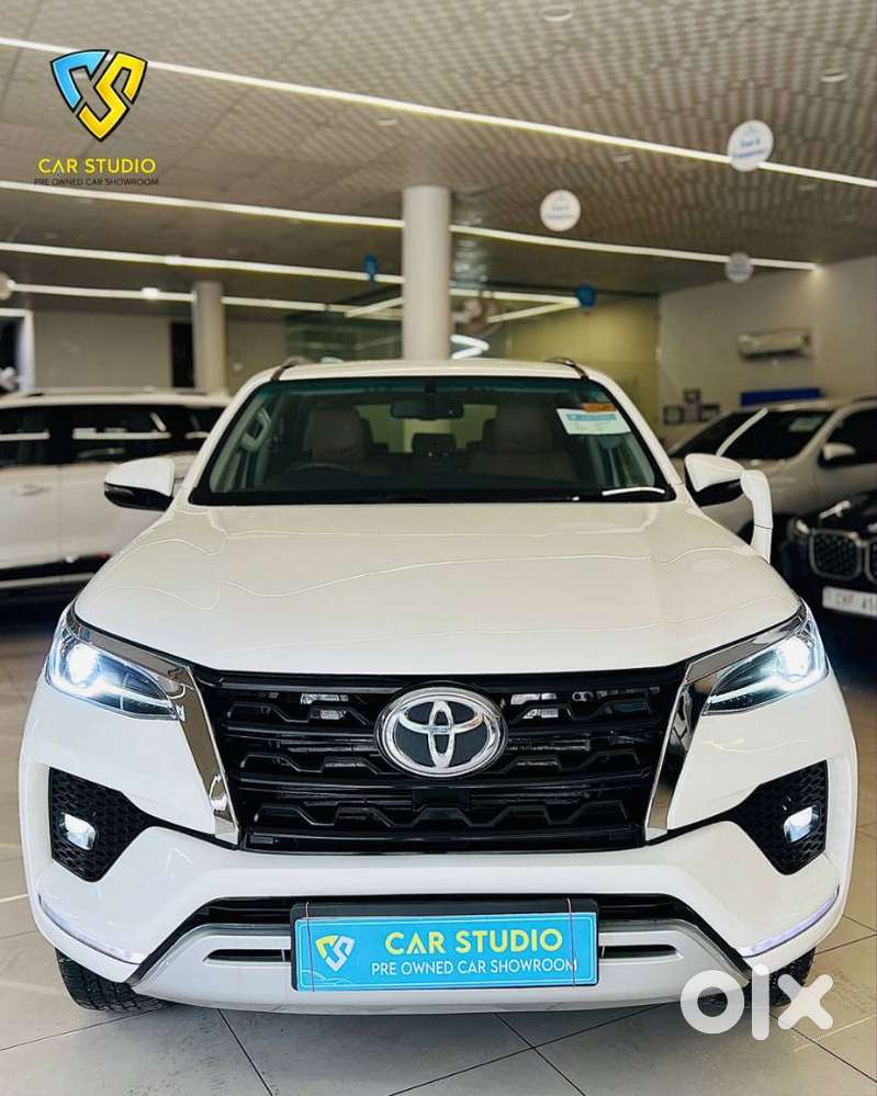 Toyota Fortuner 4x2 At 2.8 Diesel, 2019, Diesel