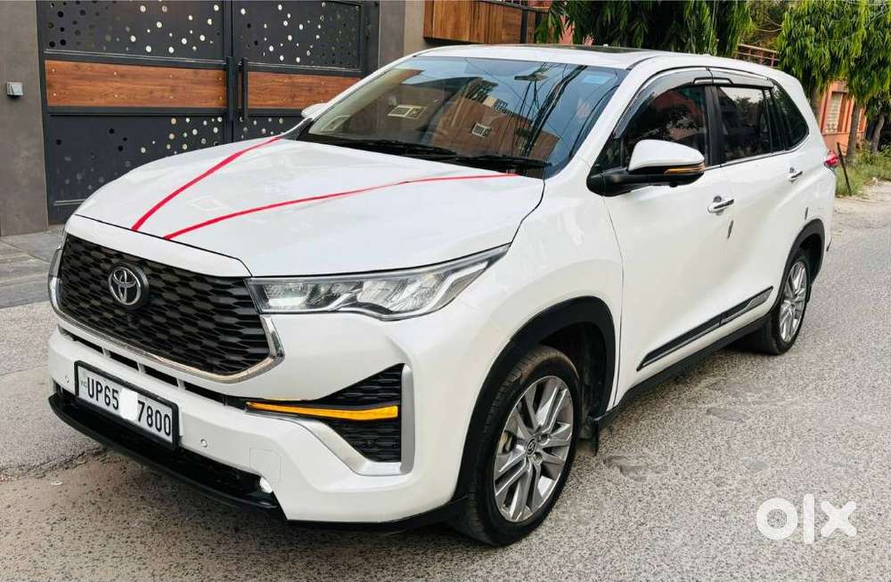Toyota Innova Hycross 2.0 Zx Hybrid 7 Str, 2023, Petrol
