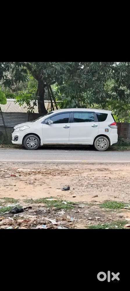 Maruti Suzuki Ertiga Zxi 2015