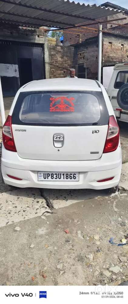 Hyundai I10 Sportz 2011 Petrol And Cng Both