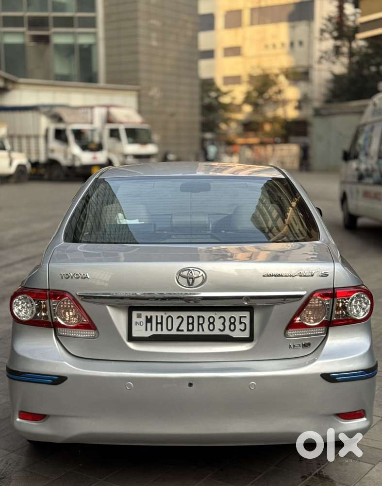 Toyota Corolla Altis 2010-2013 G, 2011, Petrol