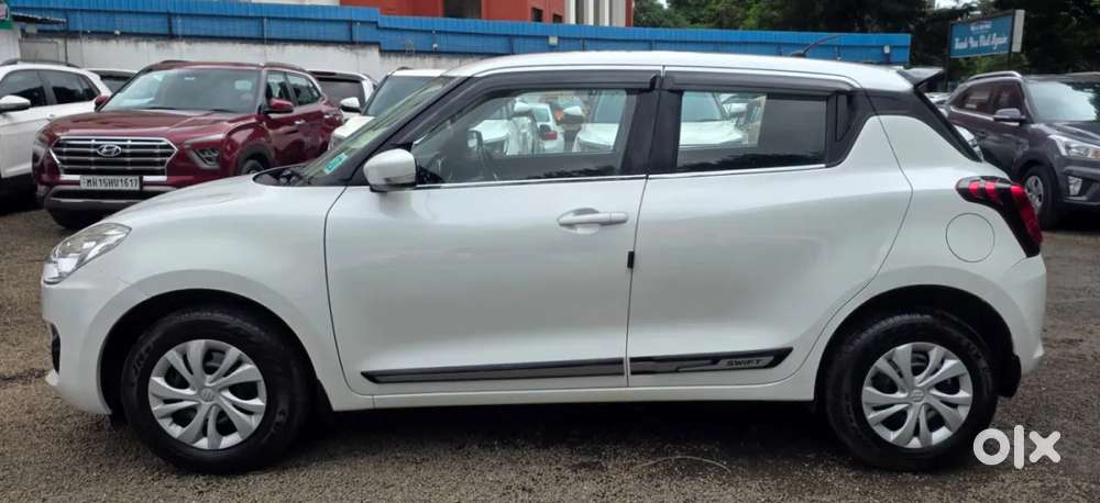 Maruti Suzuki Swift Vxi, 2022, Petrol