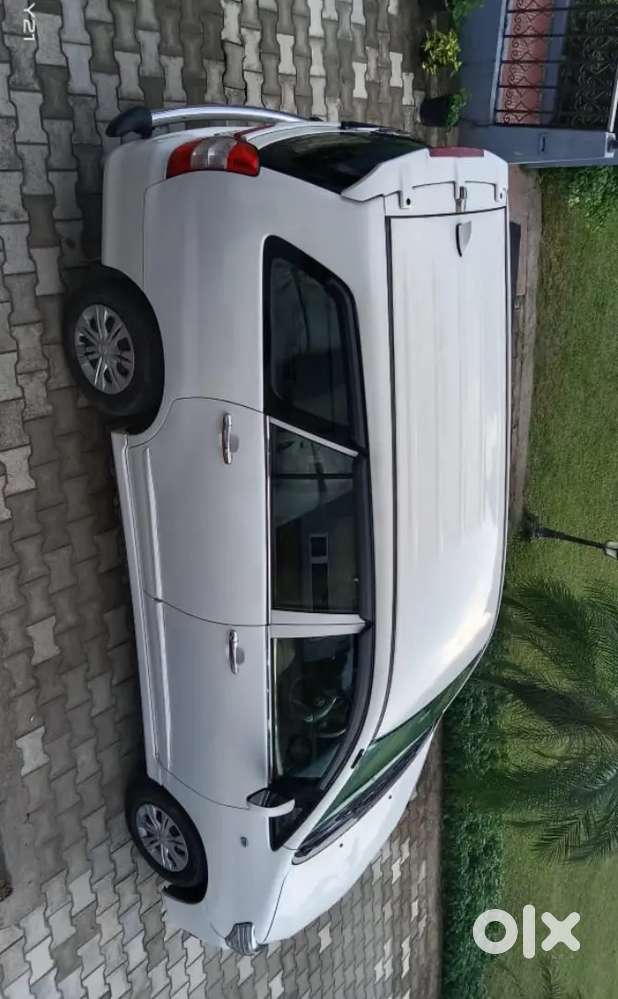 Toyota Innova 2015 Diesel Well Maintained