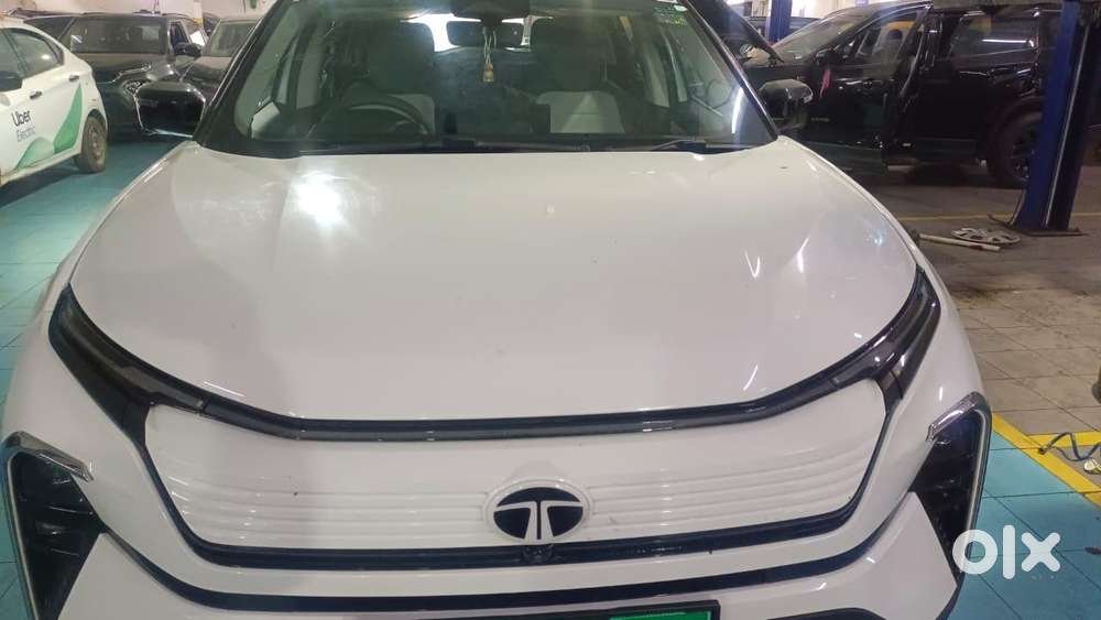 Mahindra Xev 9e Pack Three (top Model), 2025, Electric