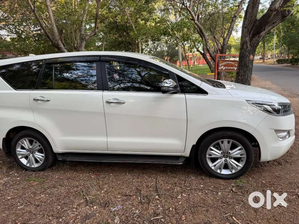 Bs4  Diesel Toyota Innova Crysta 2019 Diesel Manual