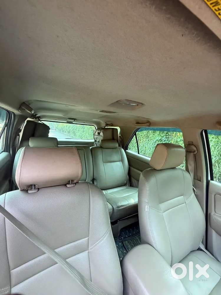 Toyota Fortuner Diesel Manual 2011