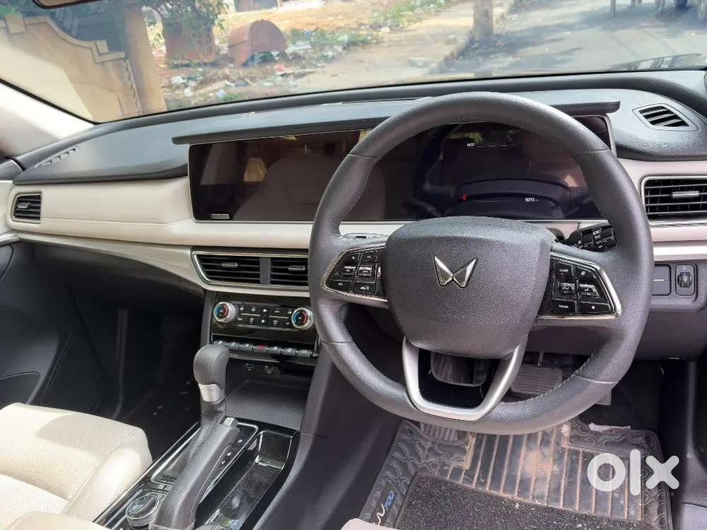 Mahindra Xuv700 Diesel 2025