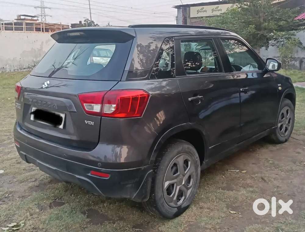 Maruti Suzuki Brezza 2017 Diesel 90000 Km Driven