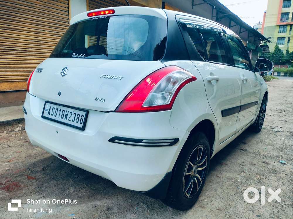 Maruti Suzuki Swift 1.2 Vxi (o), 2015, Petrol