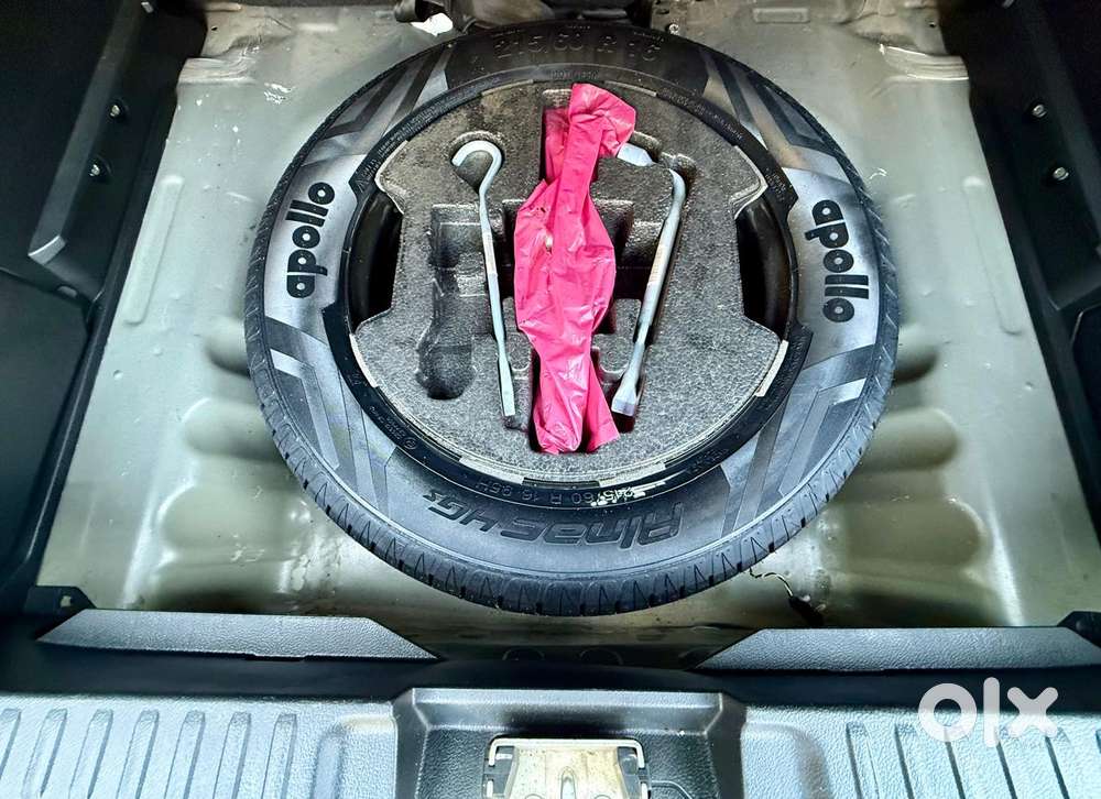 Toyota Urban Cruiser 1.5 Premium Grade At, 2022, Petrol