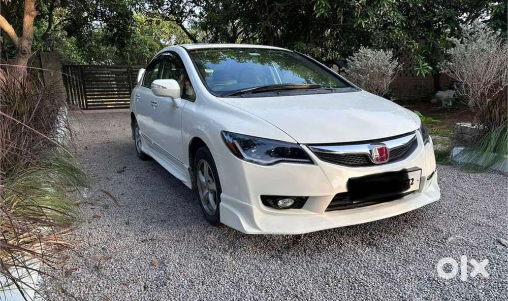 Honda Civic 2011 Sunroof Mint Condition