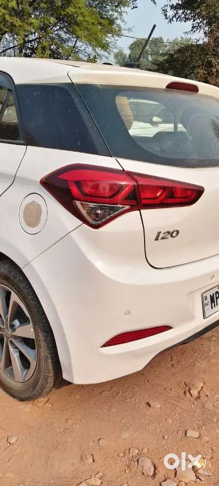 2018 Model 
2 Nd Owner 
Push Button Start 
Petrol 
Car Is Ok