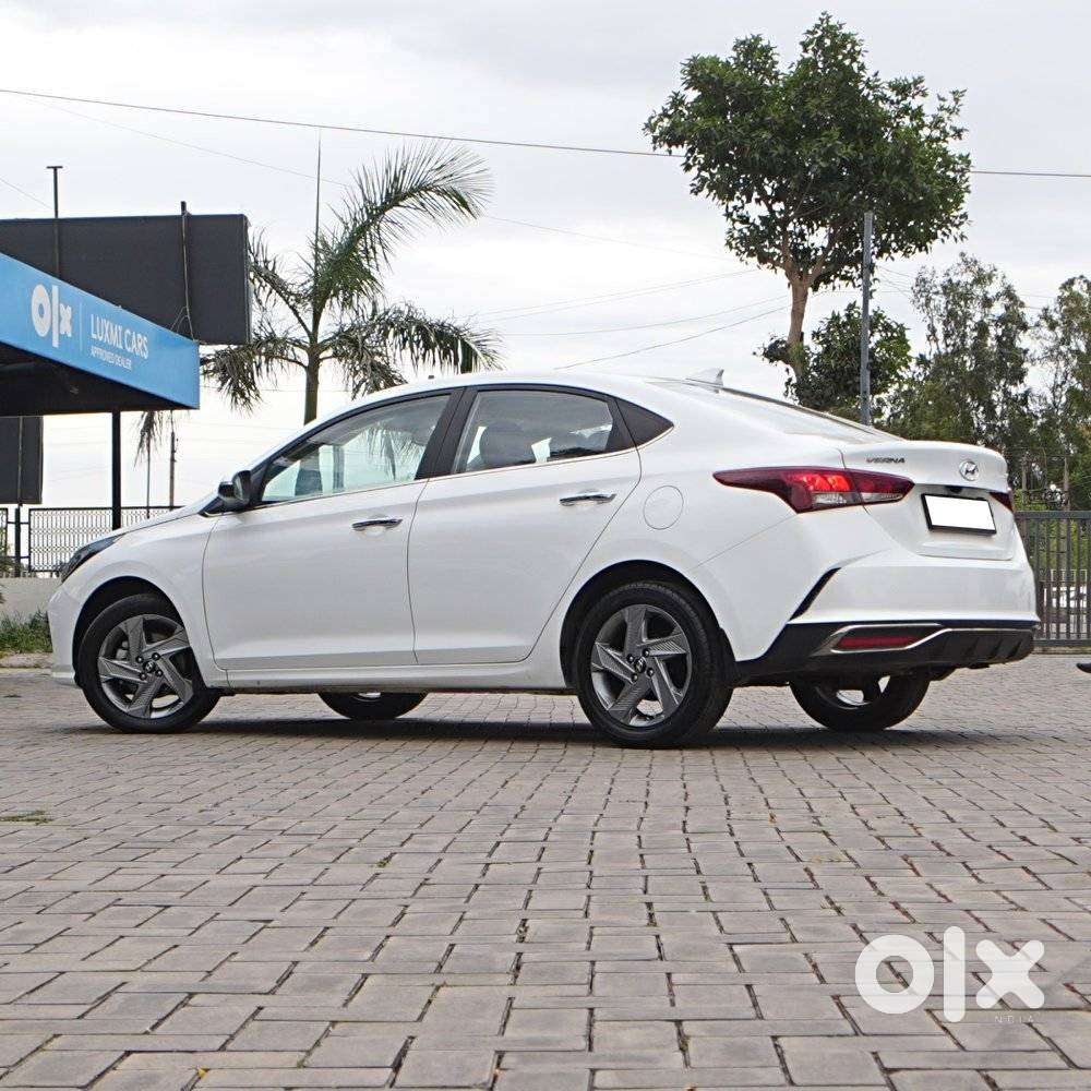 Hyundai Verna 1.5 Sx Diesel Mt, 2022, Diesel