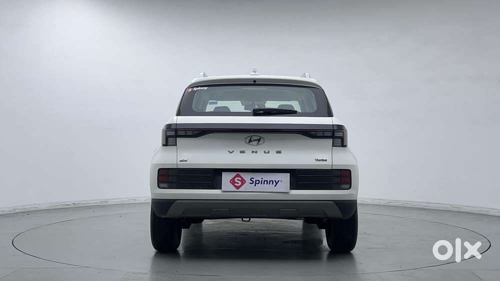 Hyundai Venue 1.0 Sx (o) Turbo Dct, 2023, Petrol